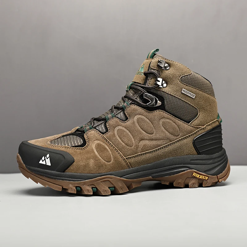 insulated hiking boots