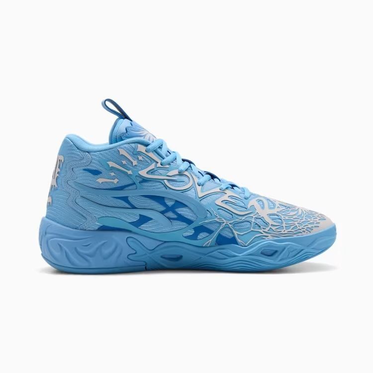 blue basketball shoes