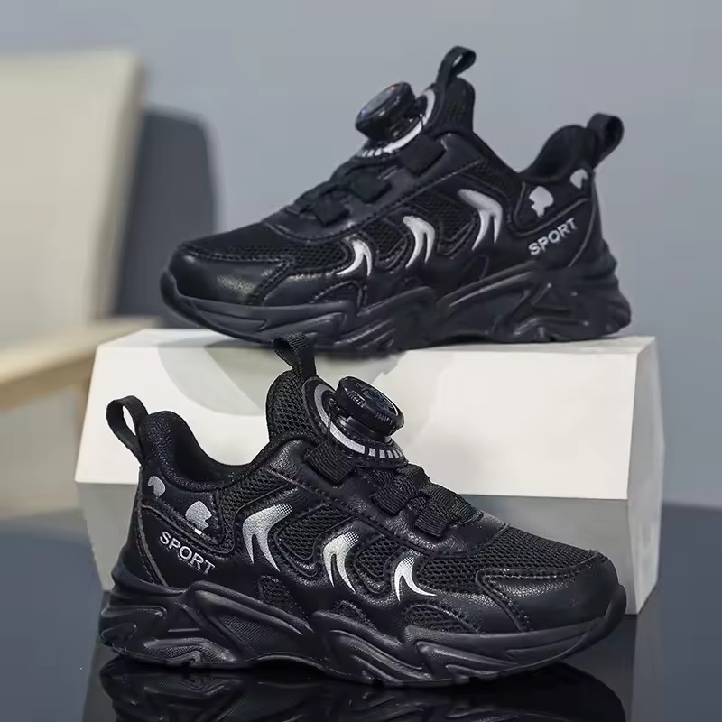 black basketball shoes